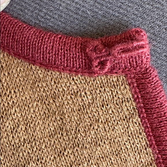 NOVICA Spicy Paprika Cape 100% baby alpaca made in Peru - Picture 7 of 10